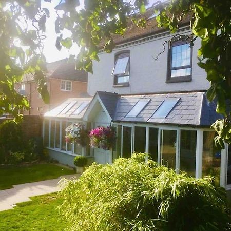 Henwick House Beautiful Flat,Private Parking, Short Walk To Town Appartement Ludlow Buitenkant foto